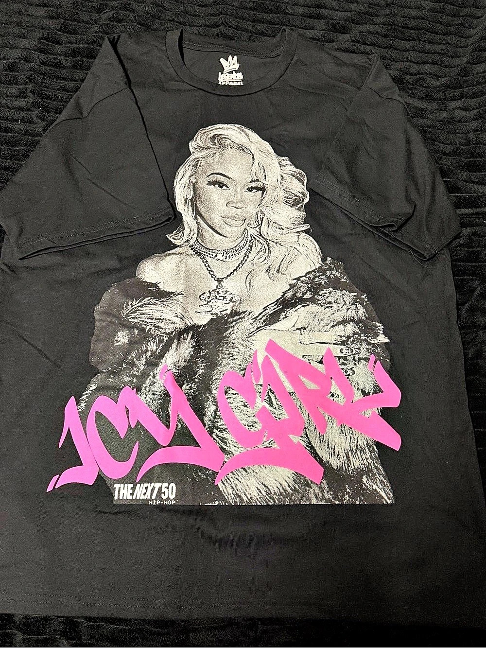 Legends Apparel Saweetie The Next 50 Icy Girl Tee Black & Pink
